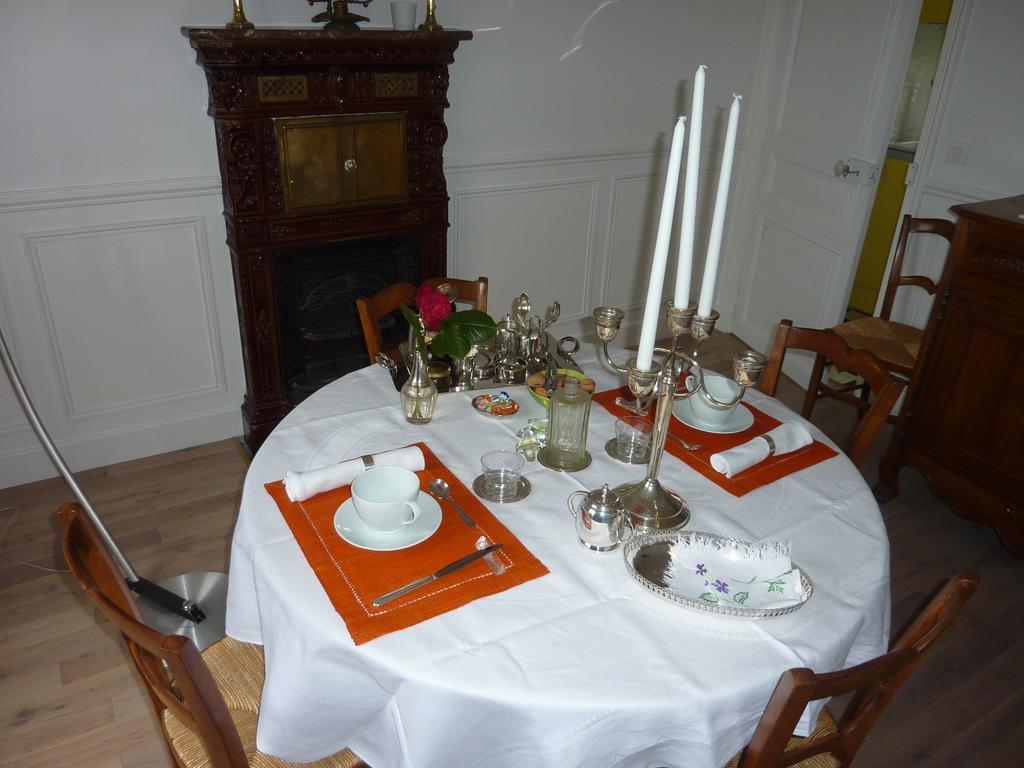 Maison Romantique Bed & Breakfast Le Perreux-Sur-Marne Exterior photo